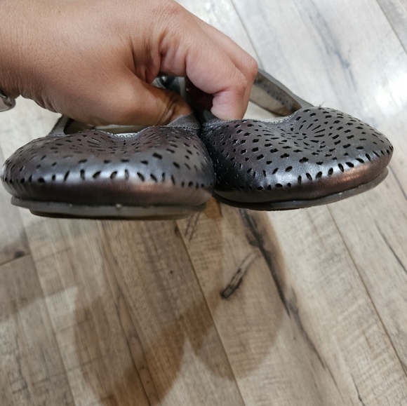 Vionic Perf Robyn Pewter Size 8 - Picture 7 of 8